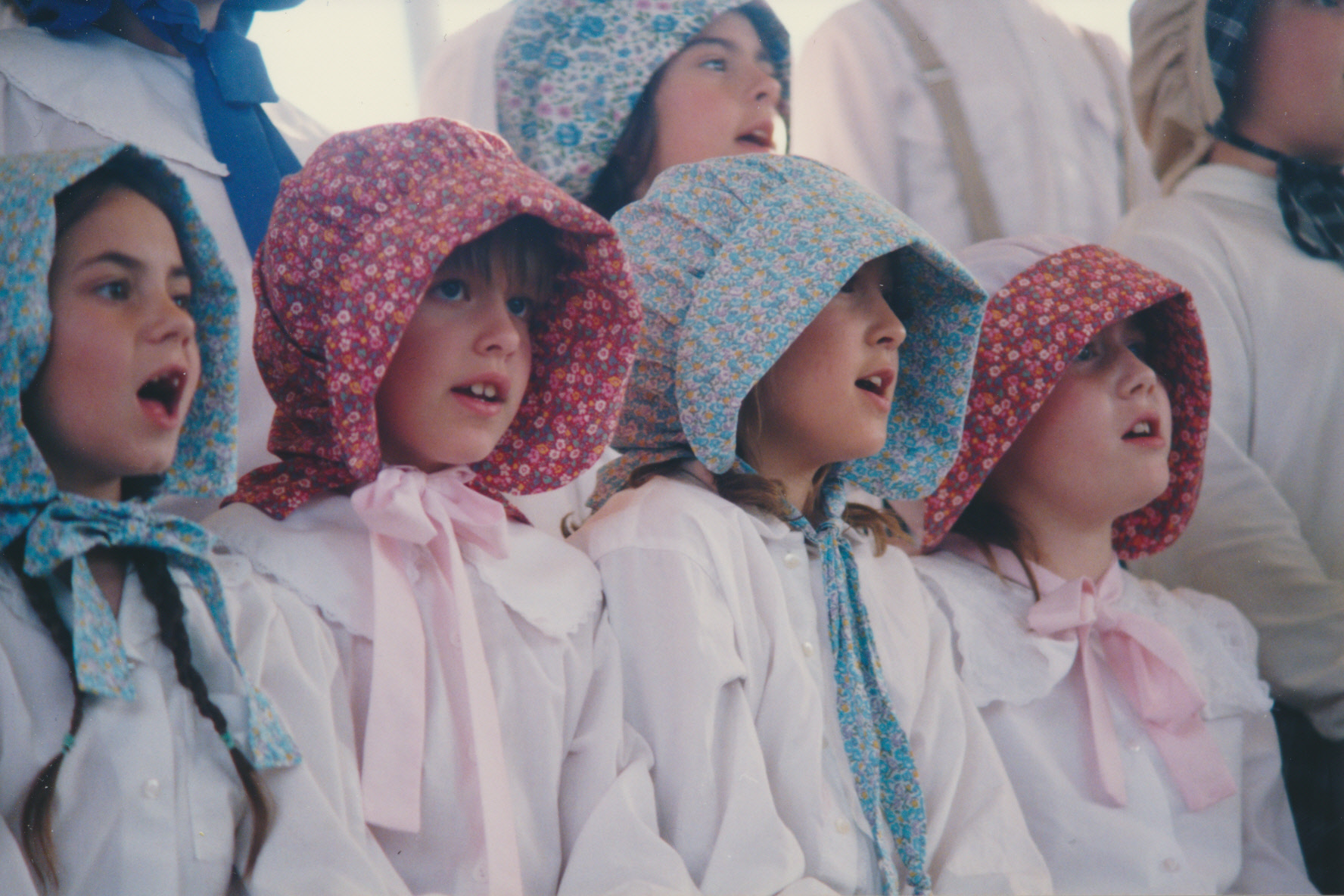 children dressed as pioneers